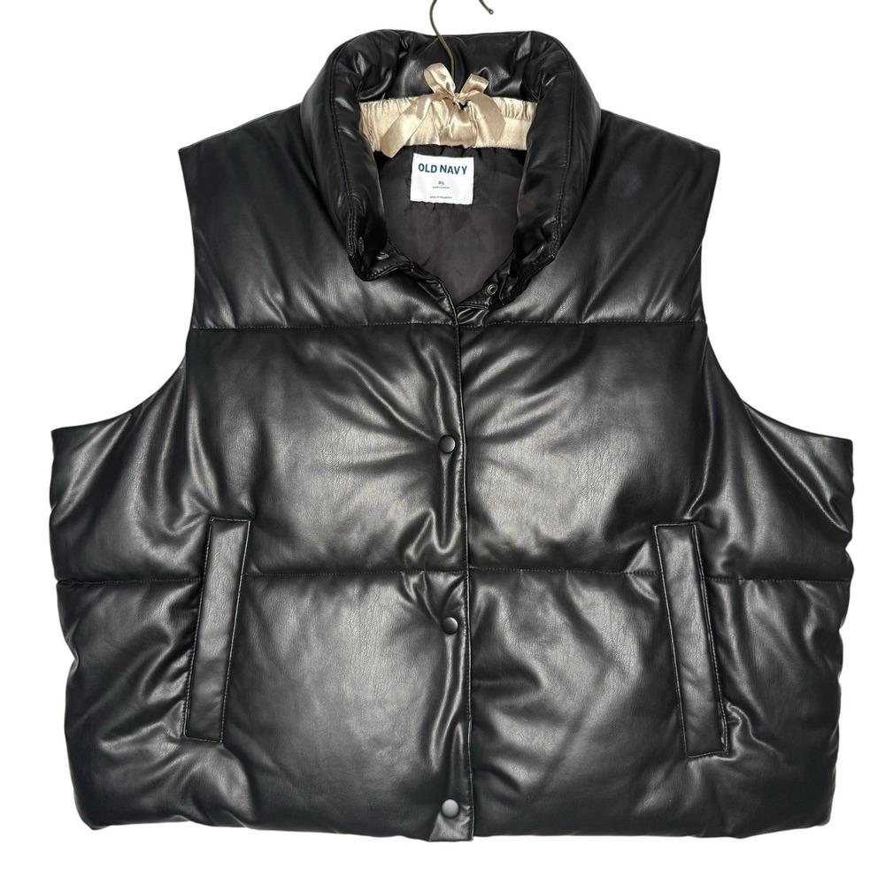 Old Navy XL Faux Leather Vest Black Full Zip Plush Quilted Pockets Collar